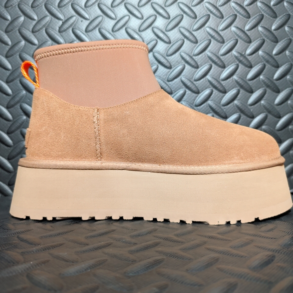 UGG CLASSIC MINI DIPPER BOOT 'CHESTNUT' 1168170-C… - image 4